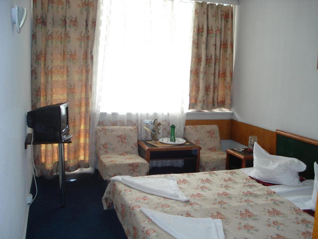 מנגליה Hotel Tosca חדר תמונה