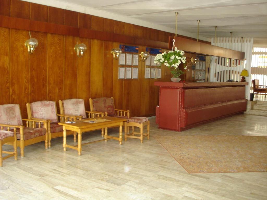מנגליה Hotel Tosca מראה חיצוני תמונה